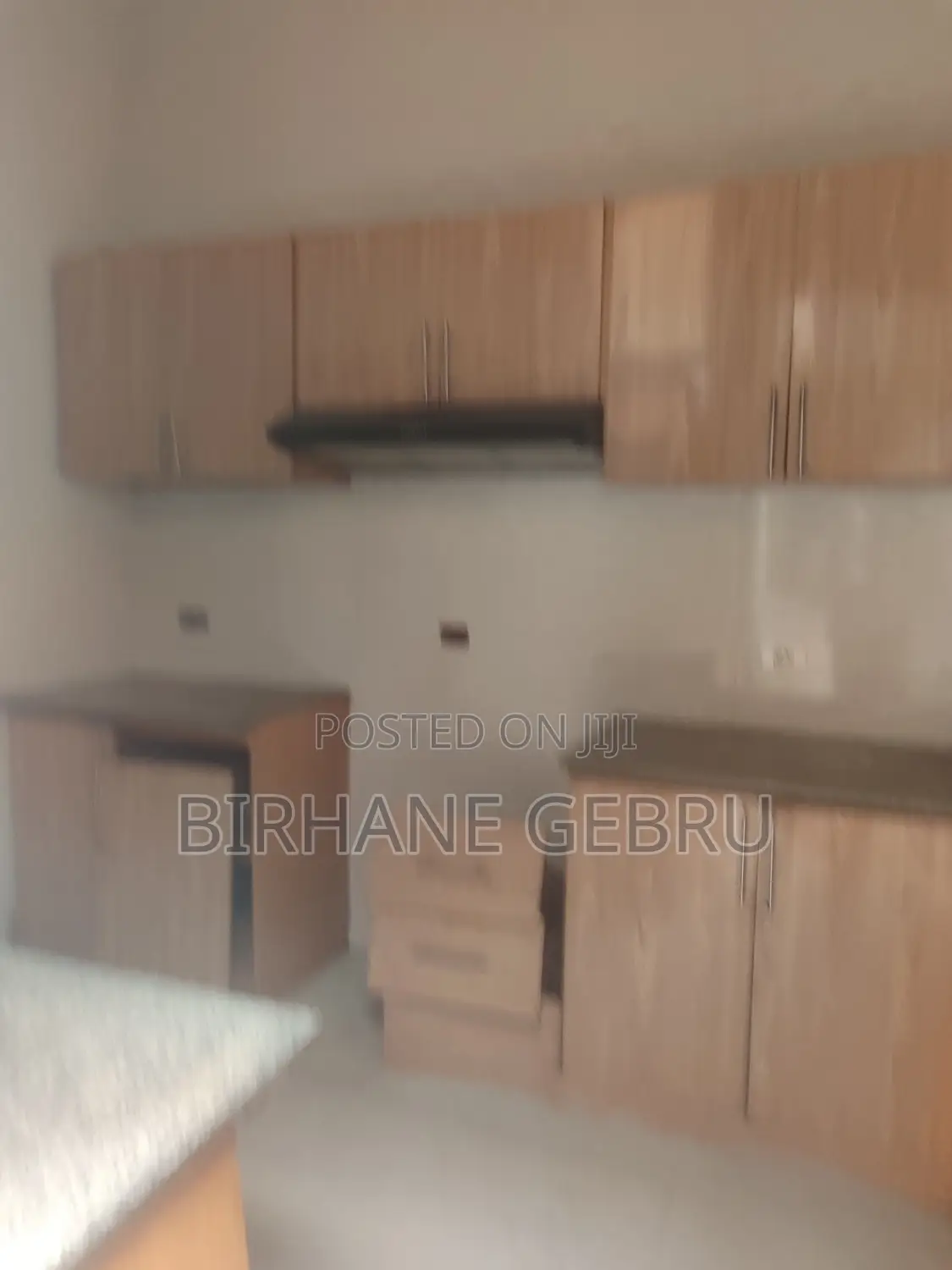 5bdrm Villa in Villa, Bole for rent