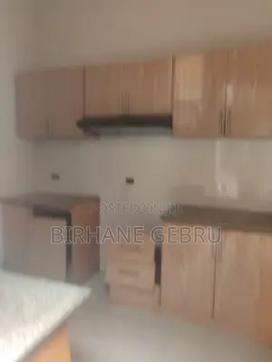 5bdrm Villa in Villa, Bole for rent