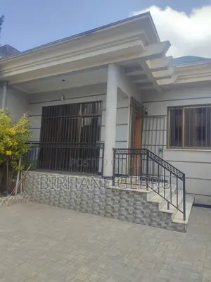 5bdrm Villa in Villa, Bole for rent