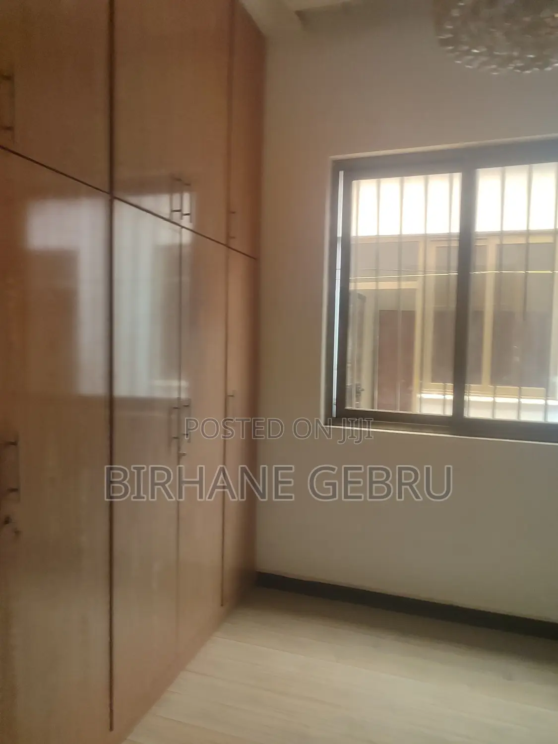 5bdrm Villa in Villa, Bole for rent