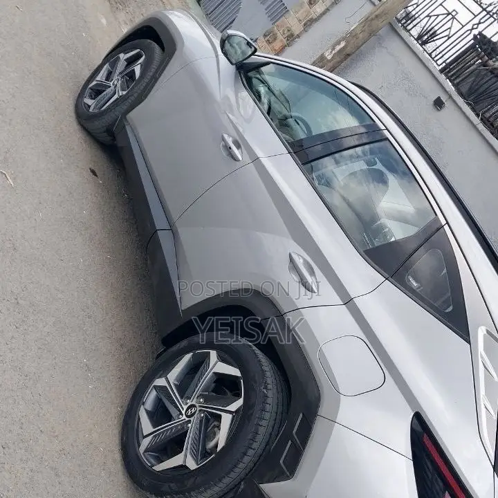 Hyundai Tucson 2022 Gray