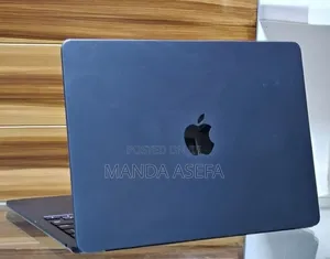 New Laptop Apple MacBook Air 2025 M4 16GB Apple M4 SSD 256GB
