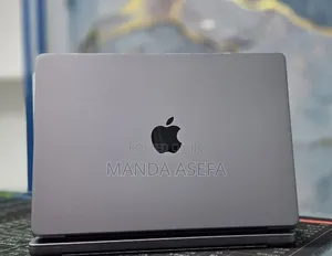 New Laptop Apple MacBook Pro 2021 M1 32GB Apple M1 Pro SSD 512GB