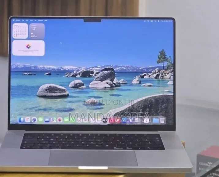 New Laptop Apple MacBook Pro 2021 M1 32GB Apple M1 Pro SSD 512GB