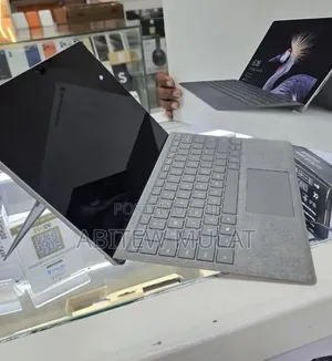 New Laptop Microsoft Surface Pro 8GB Intel Core i5 SSD 128GB