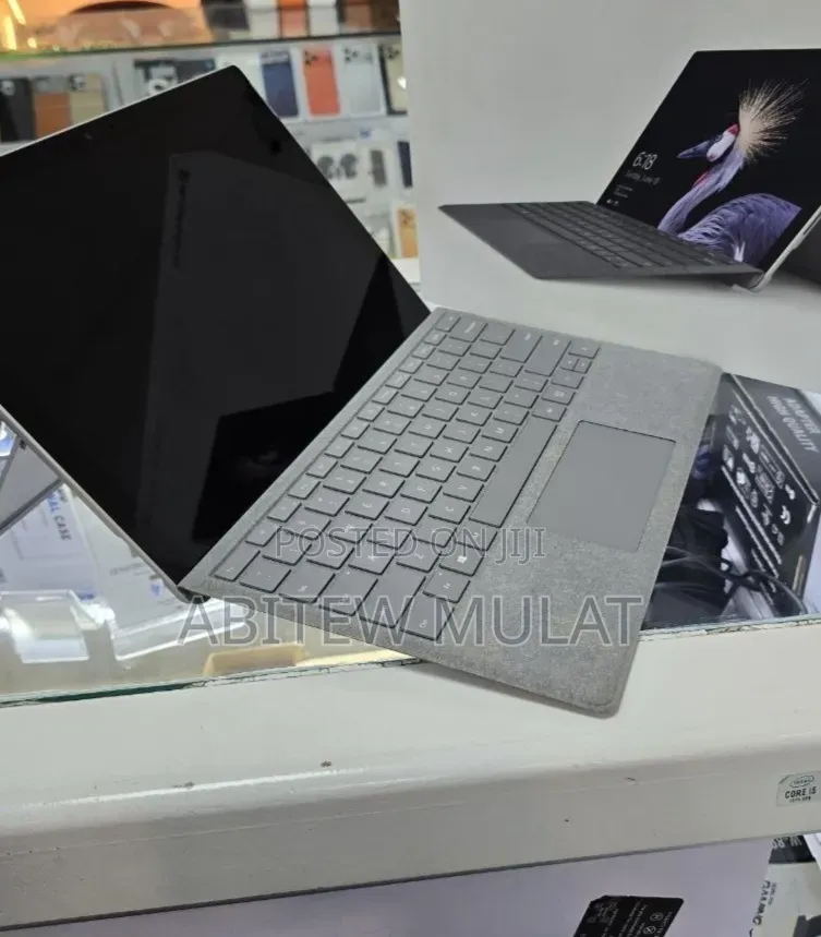 New Laptop Microsoft Surface Pro 8GB Intel Core i5 SSD 128GB