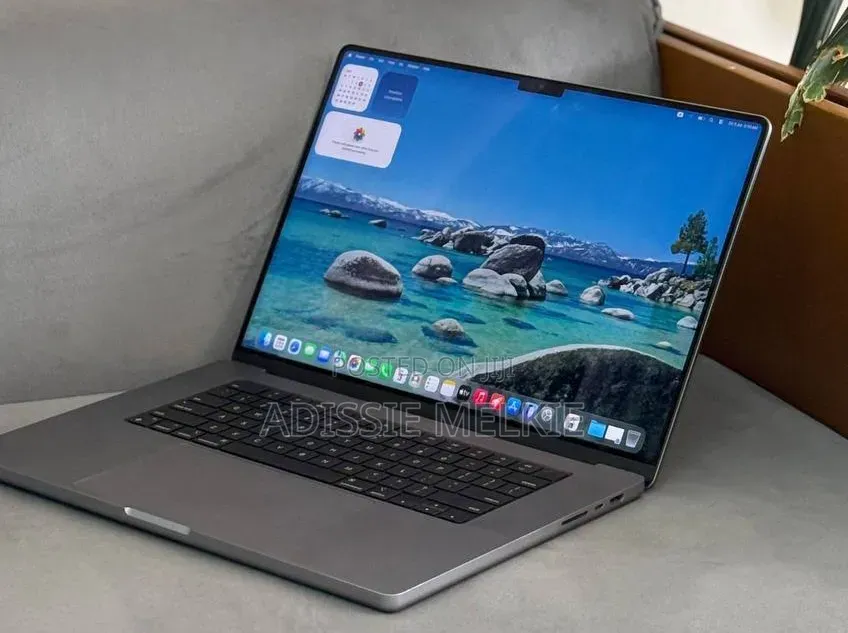 New Laptop Apple MacBook Pro 2021 M1 16GB Apple M1 Pro SSD 1T