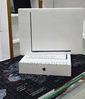 New Laptop Apple MacBook Air 2026 M5 16GB Apple M5 SSD 512GB