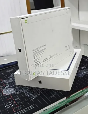 New Laptop Apple MacBook Air 2026 M5 16GB Apple M5 SSD 512GB