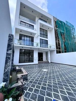 Furnished 10bdrm Townhouse/Terrace in Mari Golagul, Yeka for sale