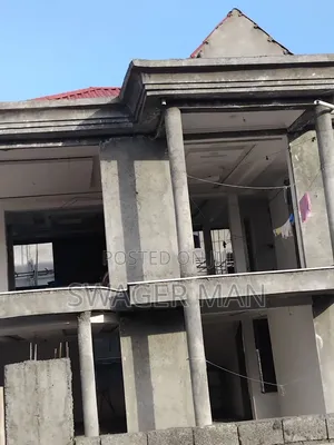6bdrm Townhouse/Terrace in Roseta, Yeka for sale