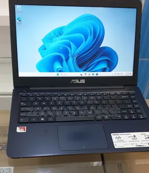 New Laptop Lenovo 8GB Intel Core 2 Duo SSD 256GB