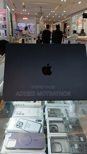New Laptop Apple MacBook Air 2025 M4 16GB Apple M4 SSD 256GB