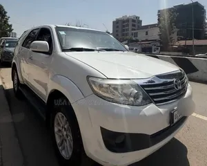 Toyota Fortuner 2012 White