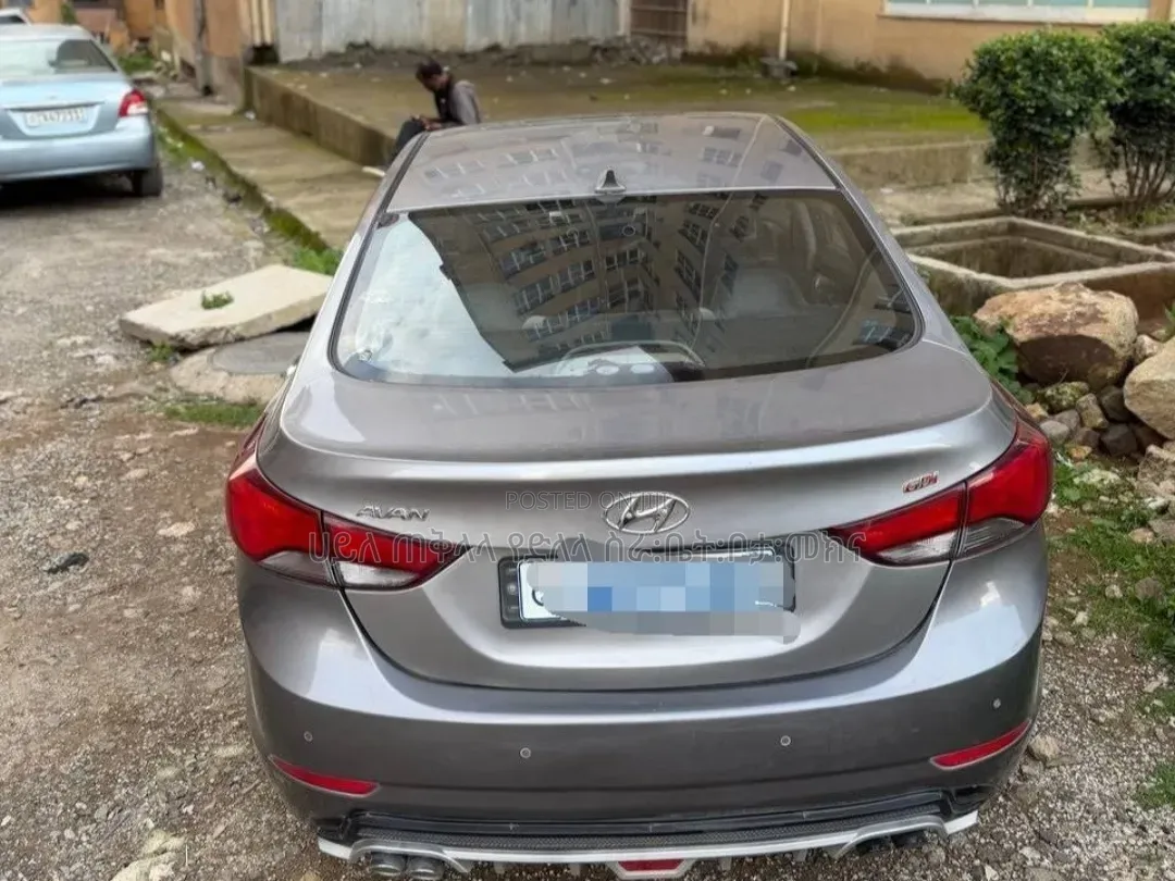Hyundai Avante 2014 Purple