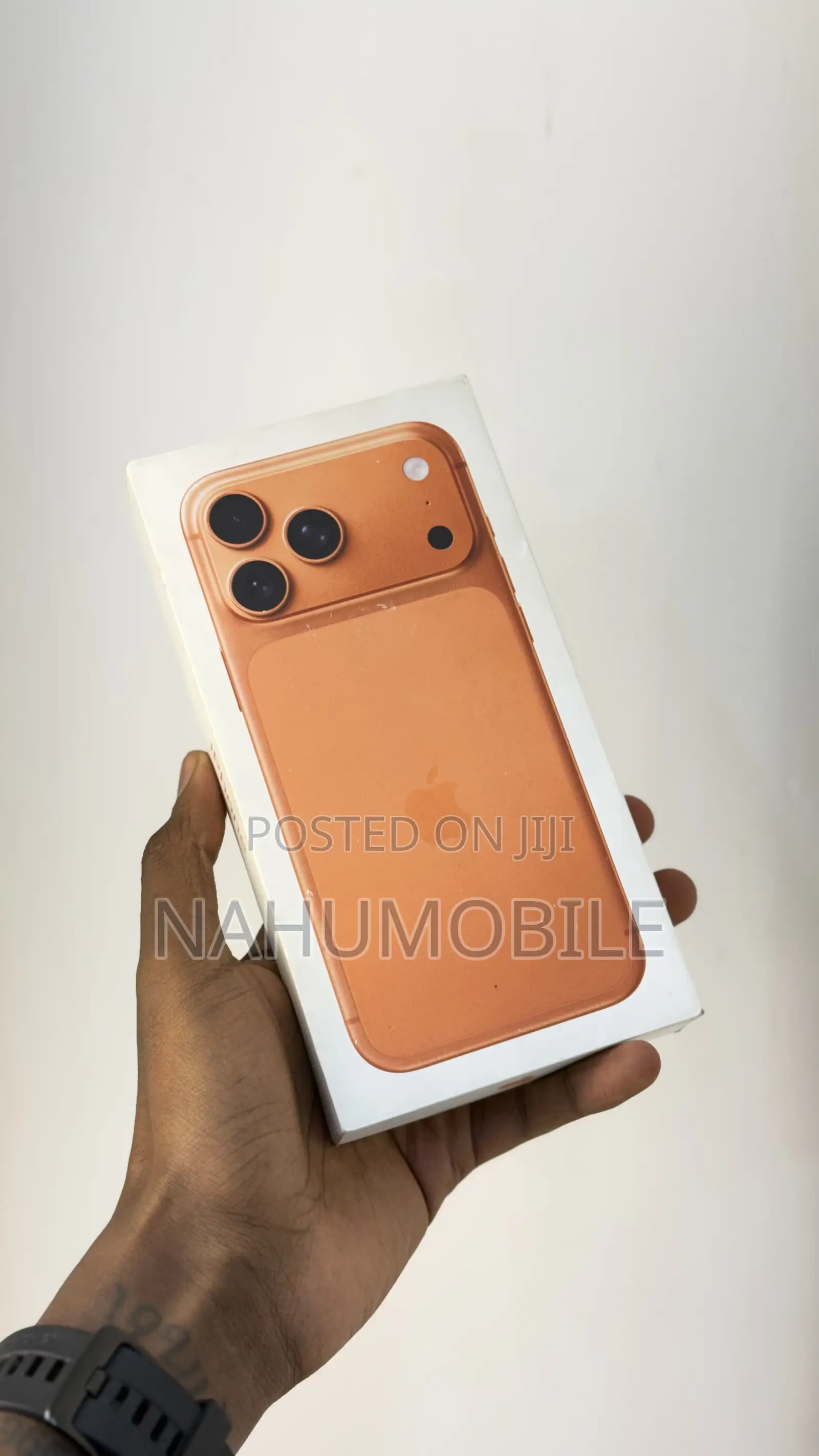New Apple iPhone 17 Pro Max 256 GB Orange