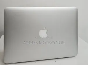 New Laptop Apple MacBook 2015 8GB Intel Core i7 SSD 256GB