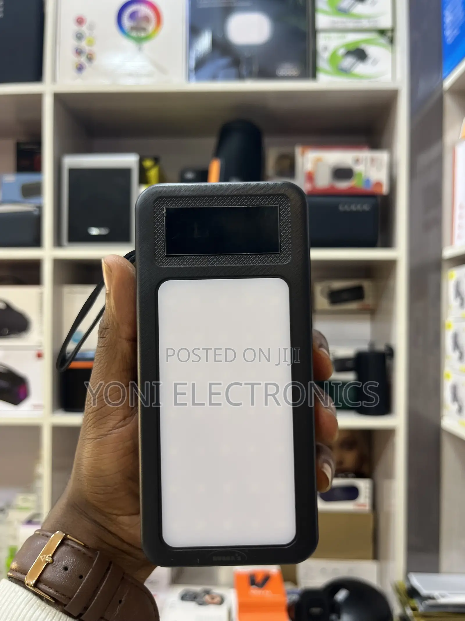 NUGGA'S RGY-400 40000mAh High-Capacity Fast Charging Power Bank