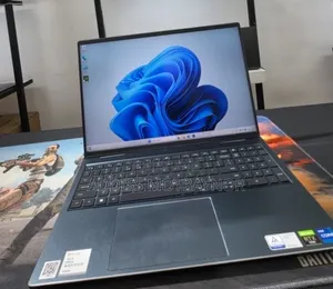New Laptop Dell Inspiron 15 16GB Intel Core i7 SSD 512GB