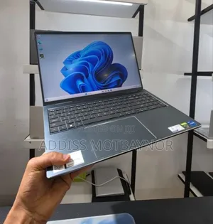 New Laptop Dell Inspiron 15 16GB Intel Core i7 SSD 512GB