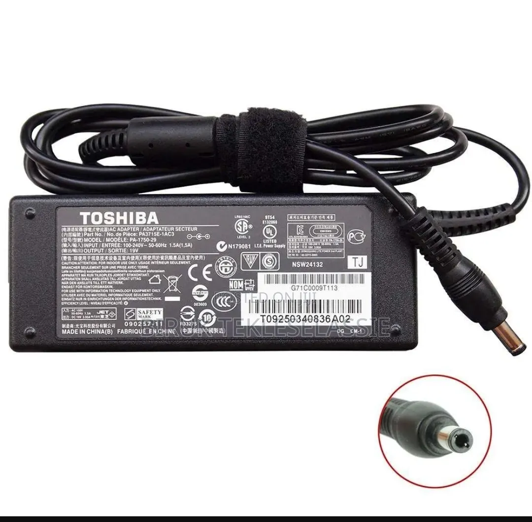 Toshiba Charger 19v 3.42a 65w