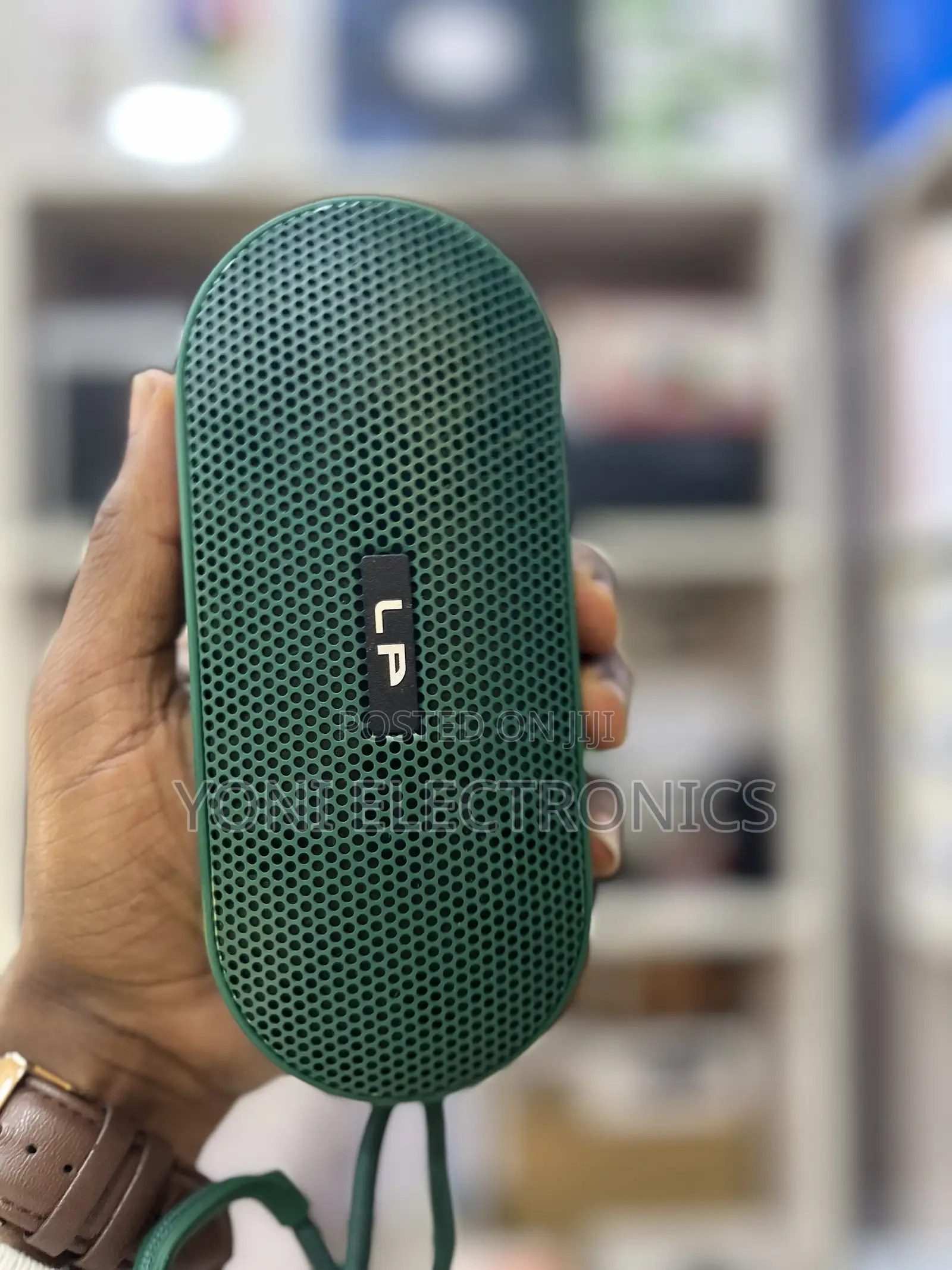 LP V97 Portable 10W Wireless Bluetooth Speaker