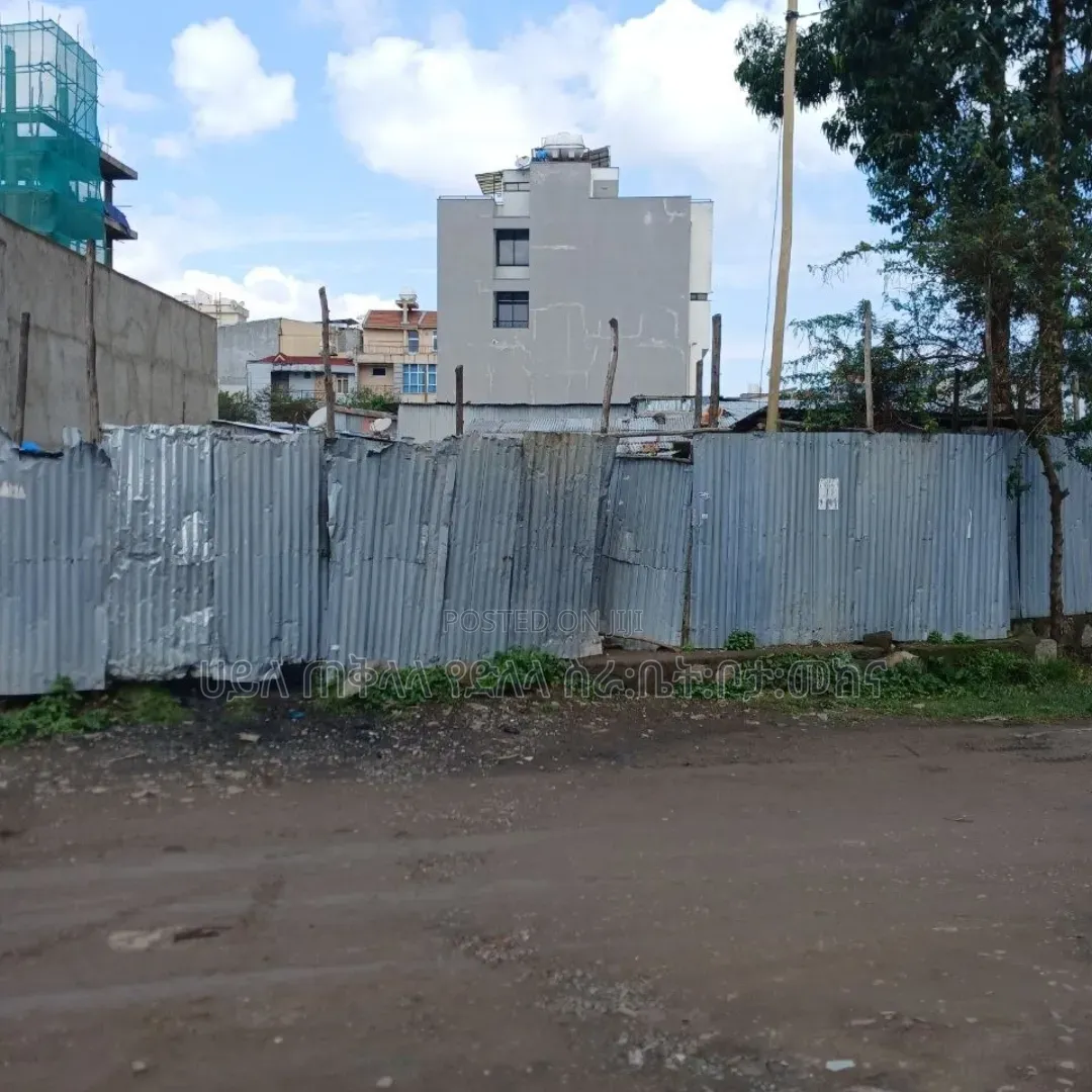 360 M2 Residential Land for Sale Summit Golagoli Area