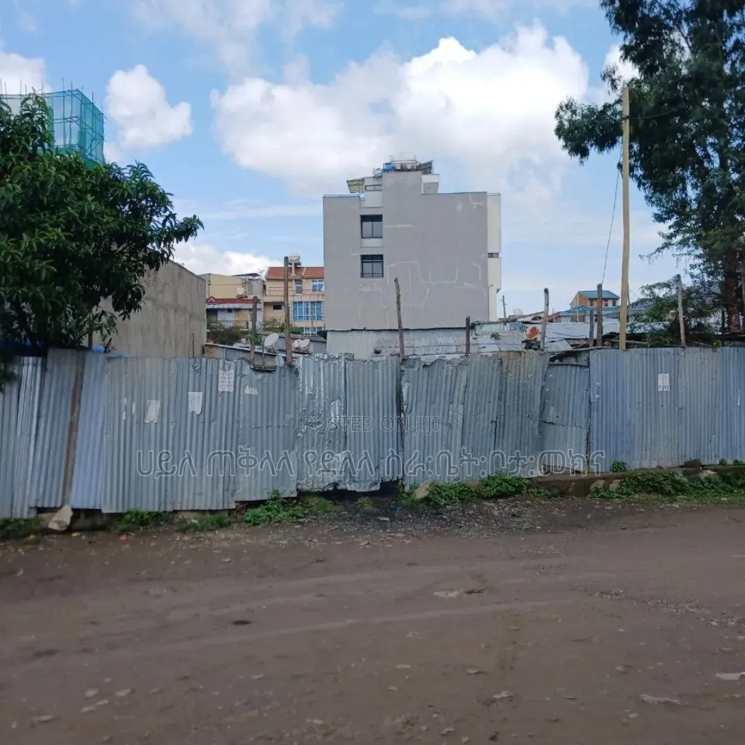 360 M2 Residential Land for Sale Summit Golagoli Area