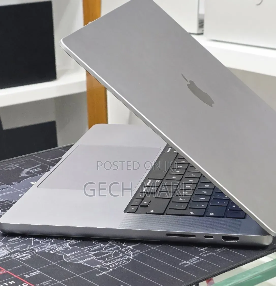 New Laptop Apple MacBook Pro 2021 M1 Max 64GB Apple M1 Max SSD 1T