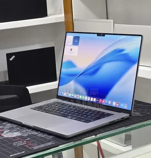 New Laptop Apple MacBook Pro 2021 M1 Max 64GB Apple M1 Max SSD 1T
