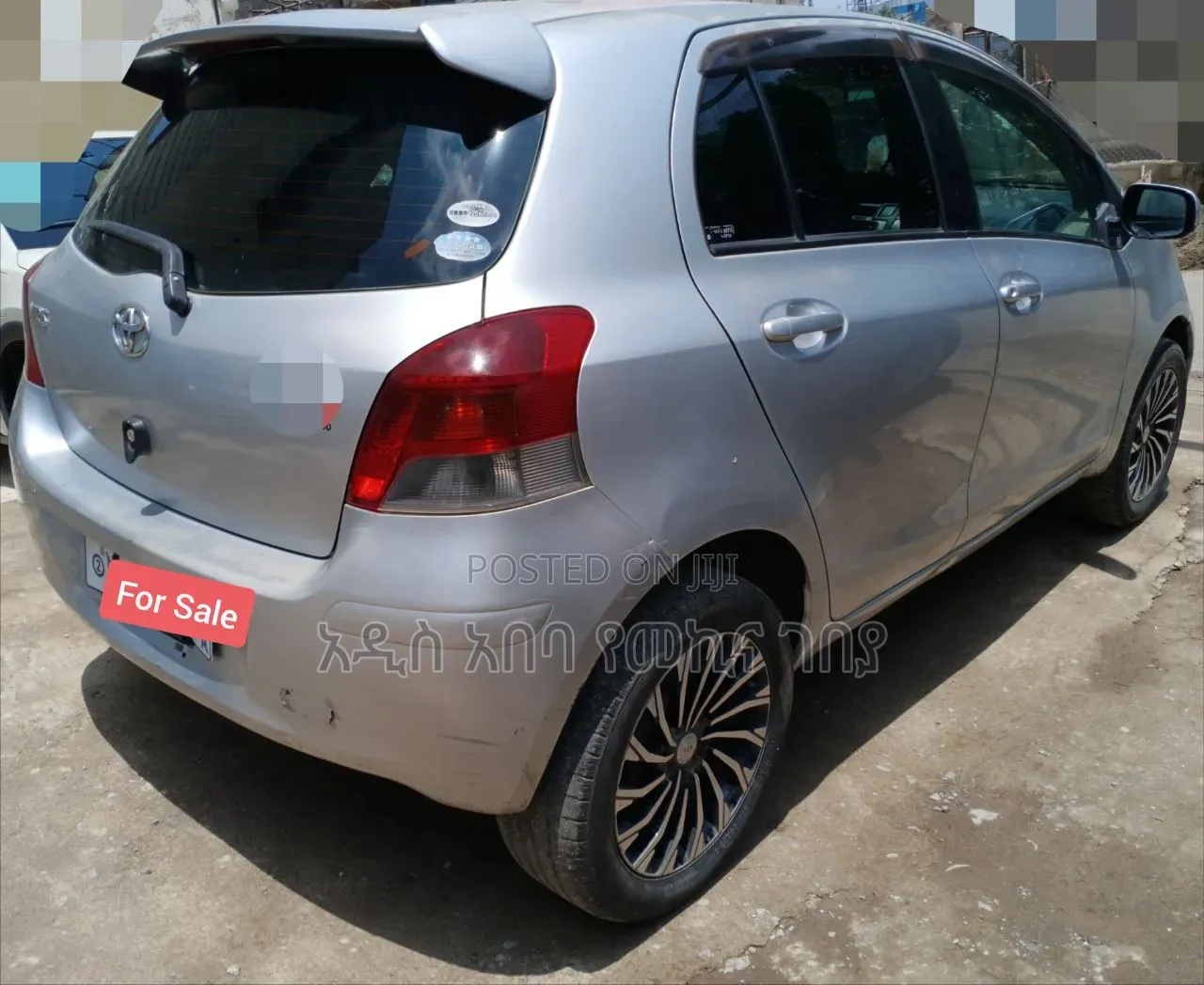 Toyota Yaris 2010 Silver