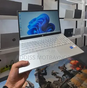 New Laptop HP Pavilion 15 16GB Intel Core i7 SSD 512GB