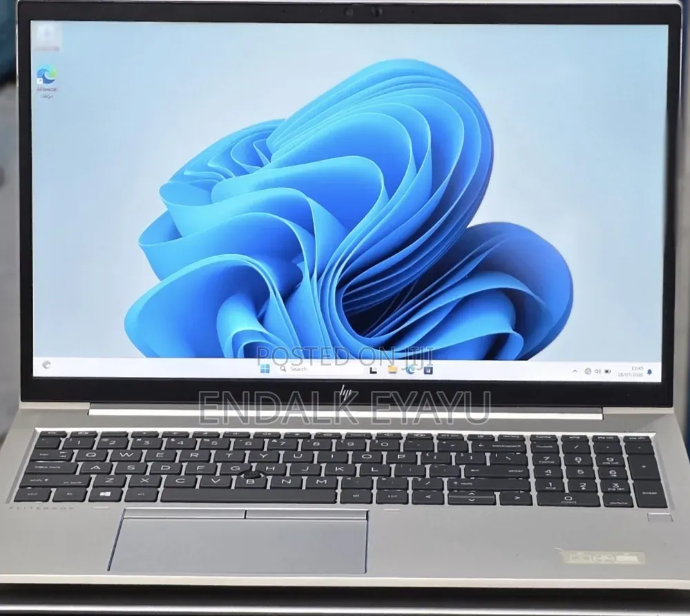 New Laptop HP EliteBook 850 G8 16GB Intel Core i7 SSD 512GB