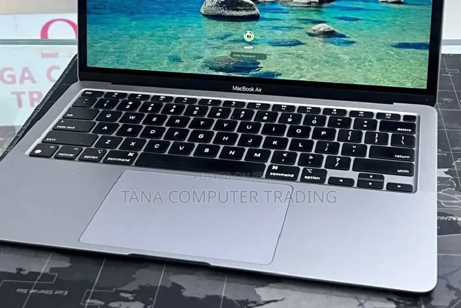 New Laptop Apple MacBook Air 2020 M1 16GB Apple M1 SSD 256GB