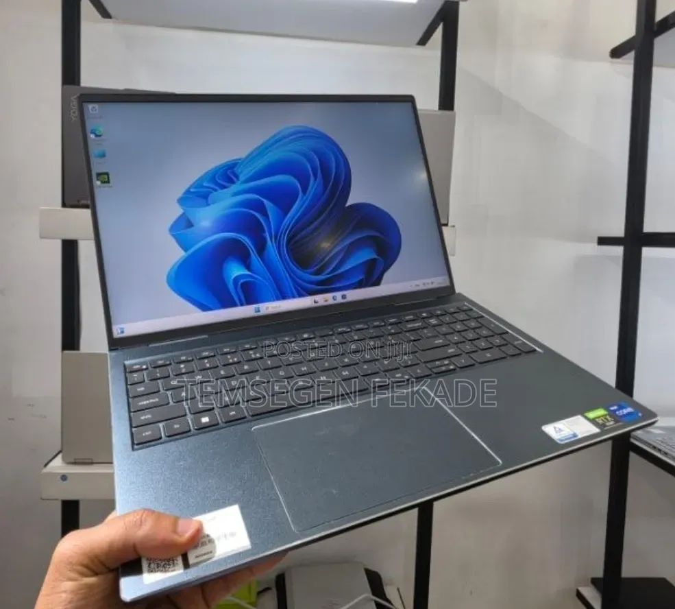 New Laptop Dell Inspiron 15 16GB Intel Core i7 SSD 512GB