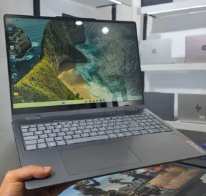 New Laptop Lenovo 16GB Intel Core Ultra 5 SSD 512GB