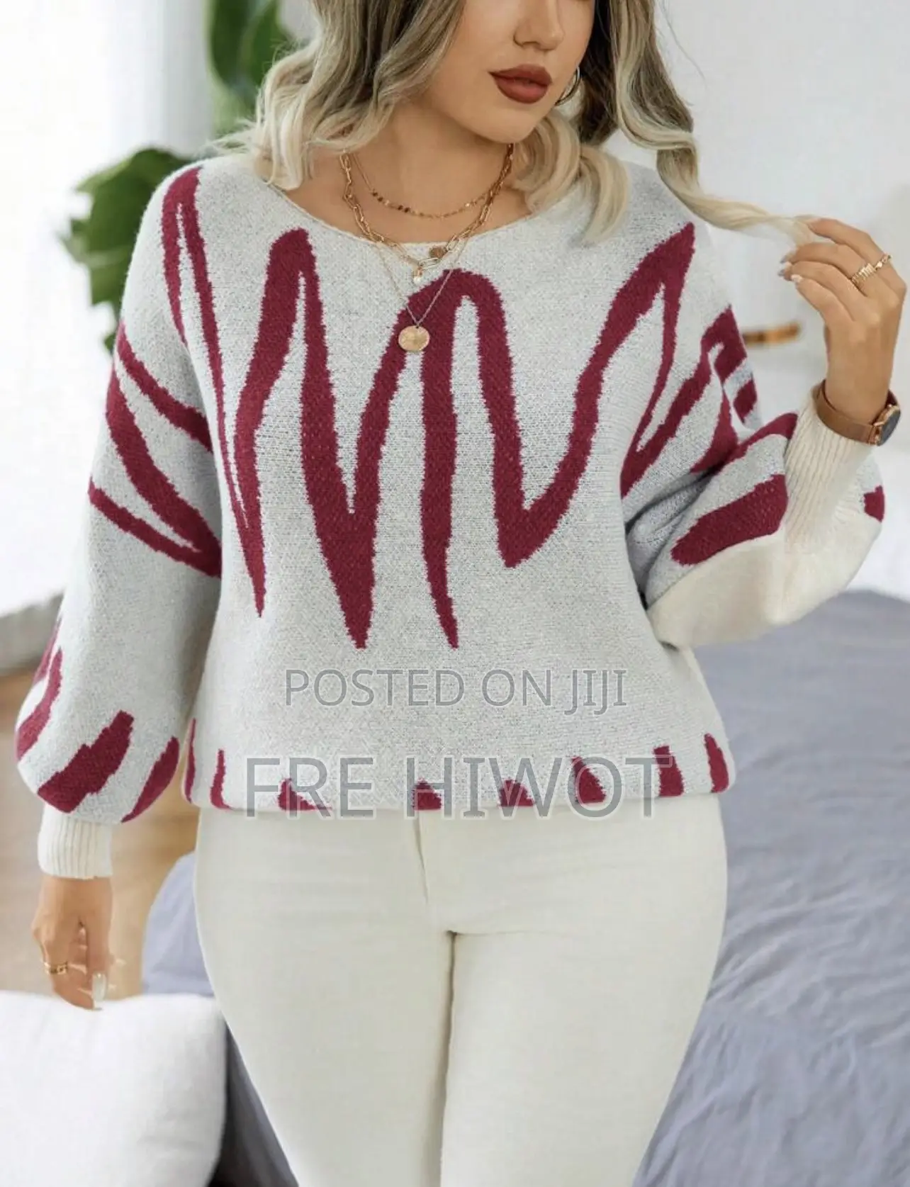 Plus Size Crew Neck Long Sleeve Color Block Sweater