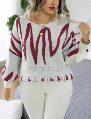 Plus Size Crew Neck Long Sleeve Color Block Sweater