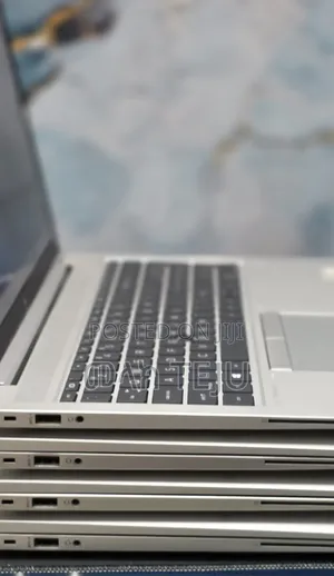 New Laptop HP EliteBook 840 G8 16GB Intel Core i7 SSD 512GB
