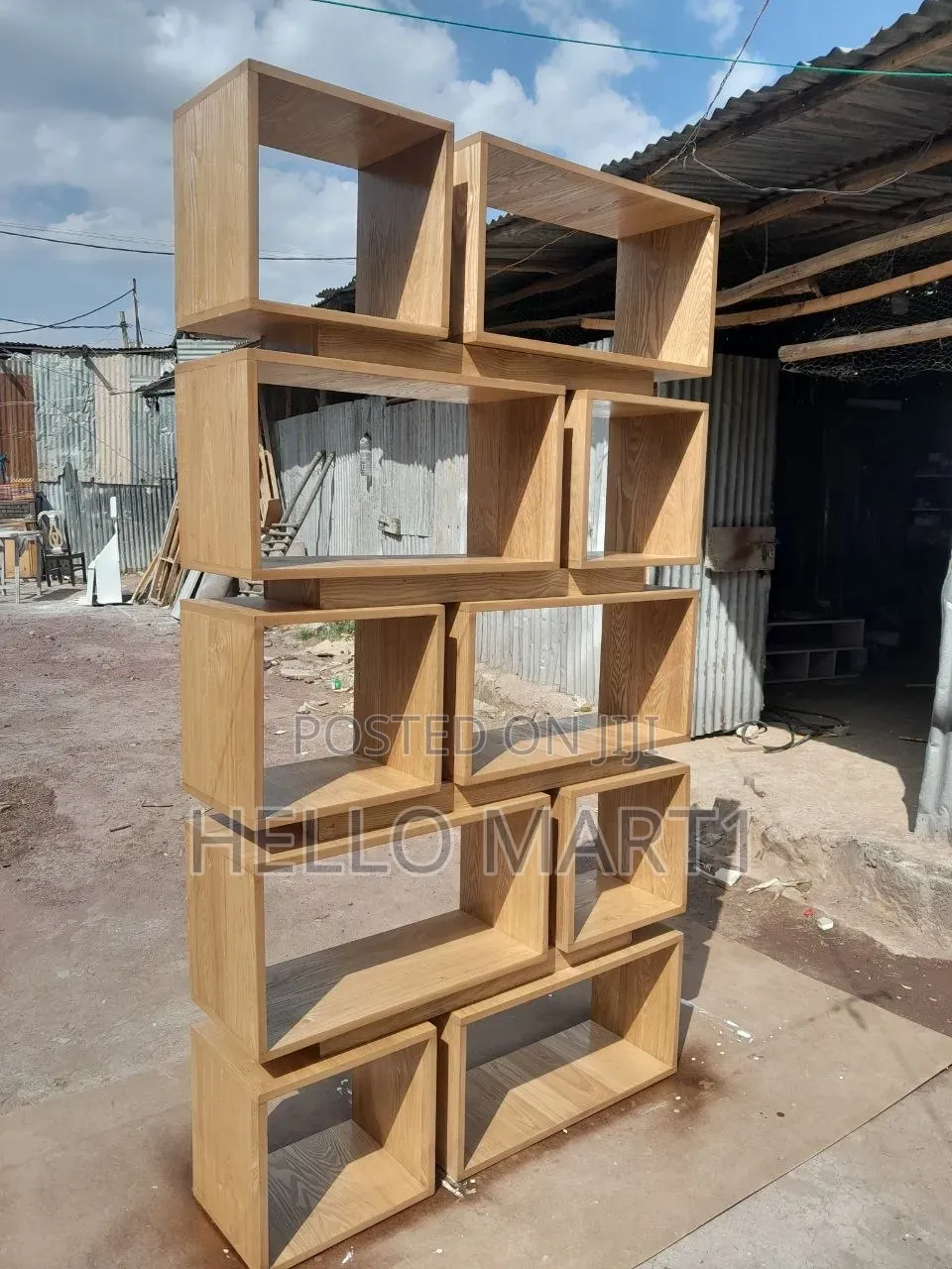 Graceful Bookshelf