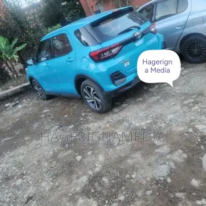 Toyota Raize 2022 Blue