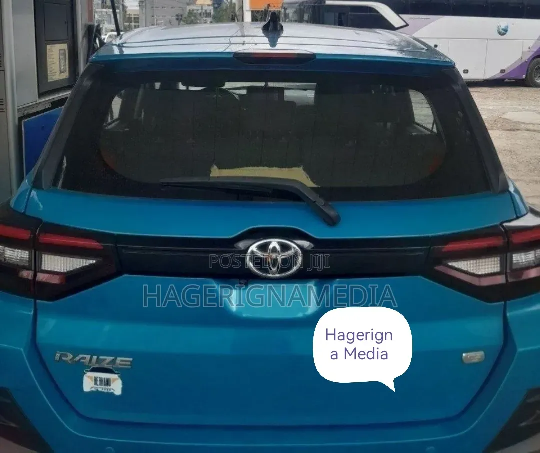 Toyota Raize 2022 Blue