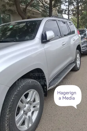 Toyota Land Cruiser Prado 2012 Silver