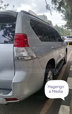 Toyota Land Cruiser Prado 2012 Silver