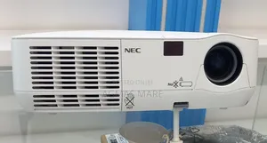 Nec Projector
Hardware Interface 
Vga
Mounting
