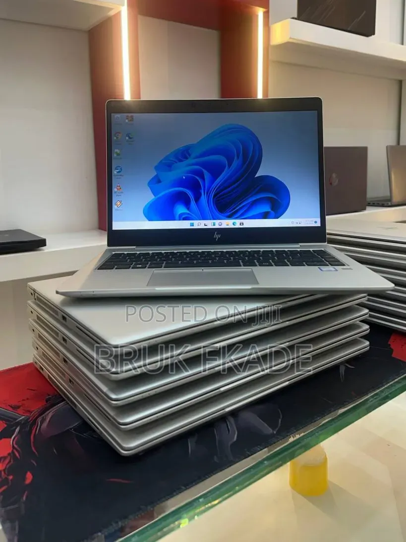 New Laptop HP EliteBook 840 G5 8GB Intel Core i7 SSD 512GB
