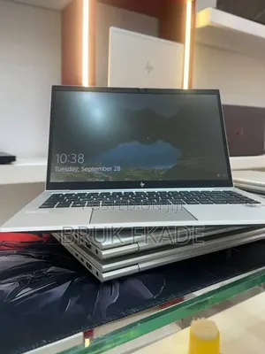 New Laptop HP EliteBook 830 G8 16GB Intel Core i7 SSD 512GB