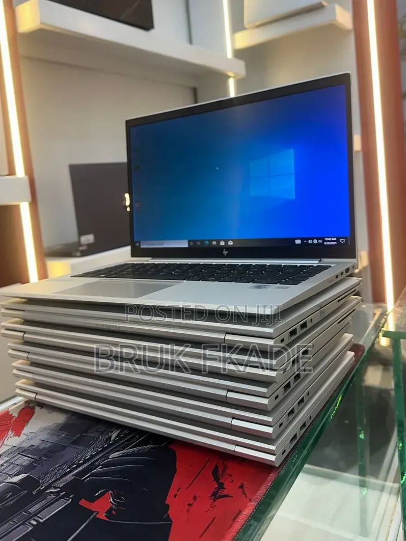 New Laptop HP EliteBook 830 G8 16GB Intel Core i7 SSD 512GB