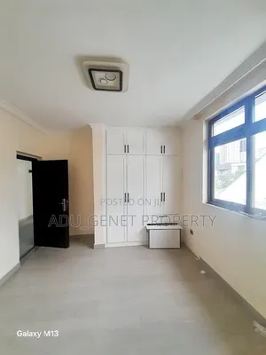 Furnished 6bdrm House in አያት አካባቢ, Yeka for sale