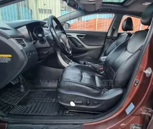 Hyundai Avante 2013